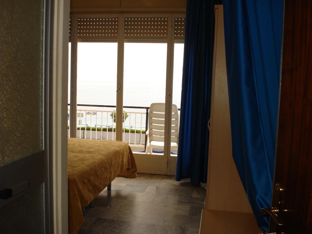 B&B Solana นอลี ภายนอก รูปภาพ